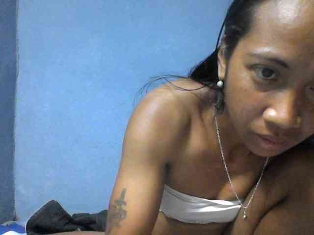 Rose-Bler bongacams live cam model