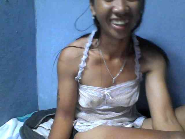 Rose-Bler bongacams live cam model