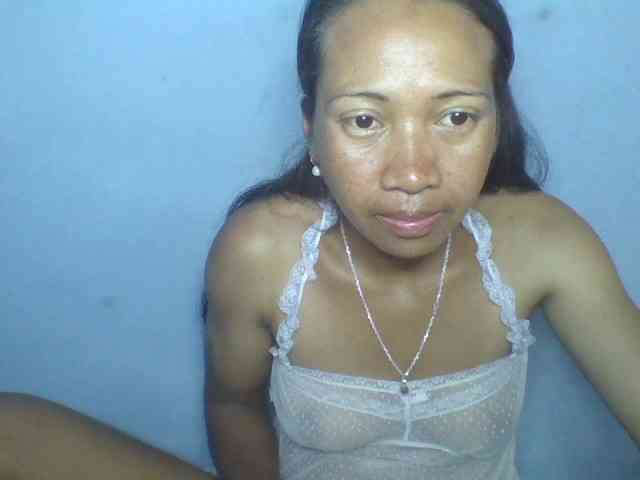 Rose-Bler bongacams live cam model
