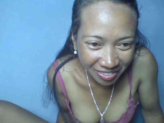 Rose-Bler bongacams live cam model