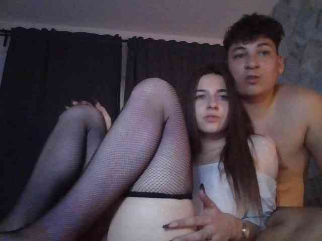 HornyCouplea bongacams live cam model