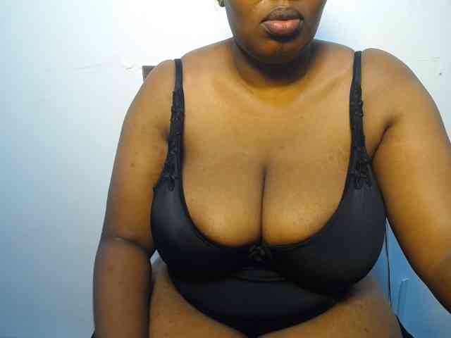 Sexydoll888 bongacams live cam model