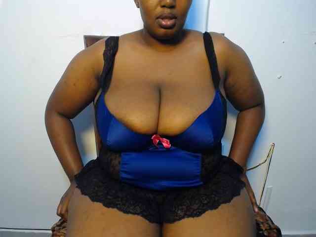 Sexydoll888 bongacams live cam model