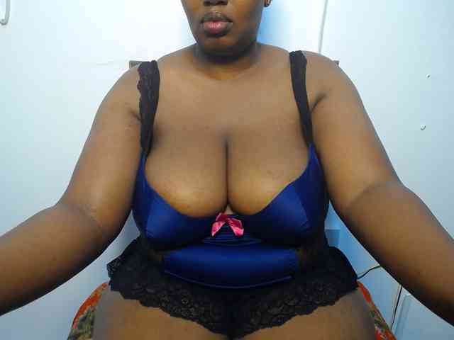 Sexydoll888 bongacams live cam model