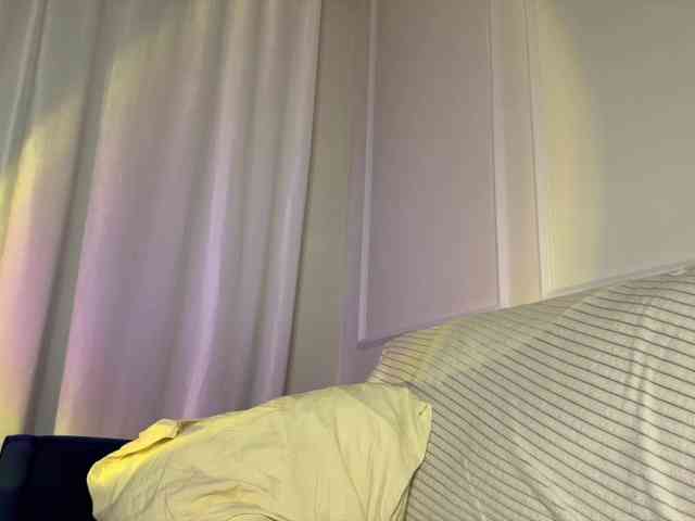 eva-joy bongacams live cam model