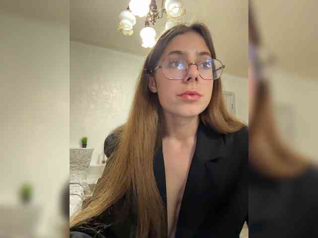 Lera-Antonovna bongacams live cam model