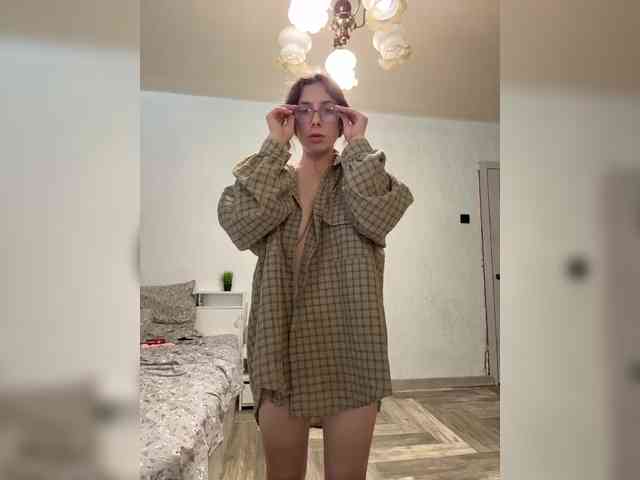 Lera-Antonovna bongacams live cam model