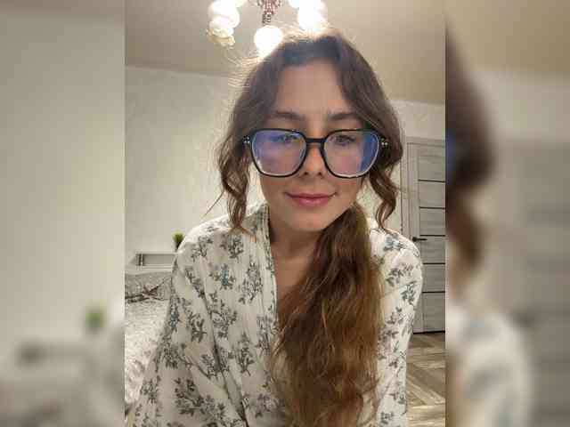 Lera-Antonovna bongacams live cam model