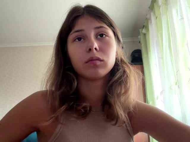 ShellaGoldthorpe bongacams live cam model