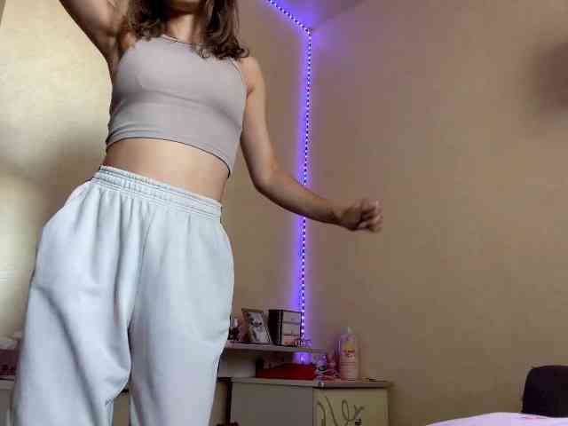 ShellaGoldthorpe bongacams live cam model