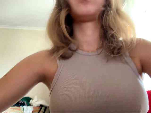ShellaGoldthorpe bongacams live cam model