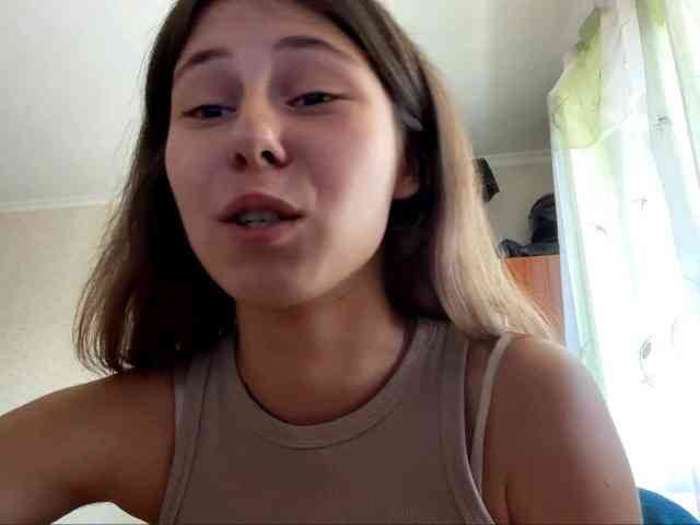 ShellaGoldthorpe bongacams live cam model