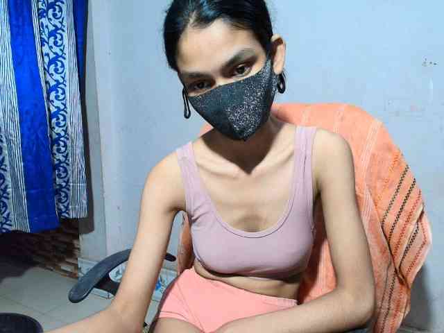 Yeasty1men bongacams live cam model