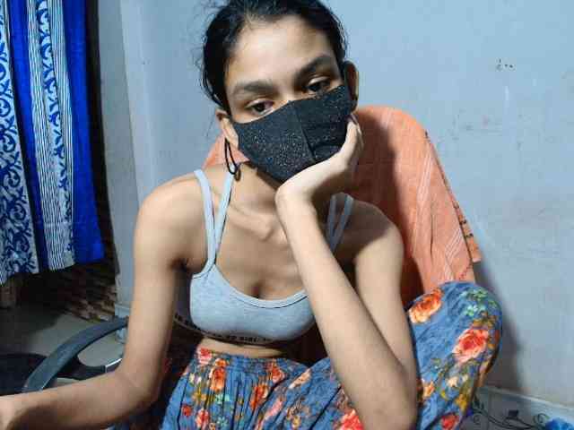 Yeasty1men bongacams live cam model