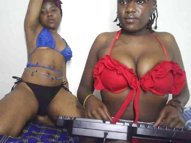 Kissie2 bongacams live cam model