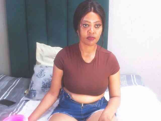 LeeBaby36 bongacams live cam model