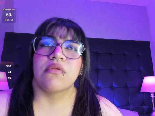 VeroWilde bongacams live cam model