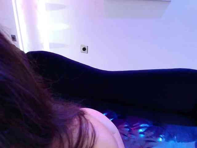 Melissa-gates bongacams live cam model