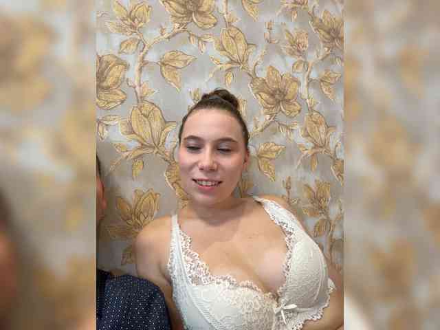 Aurora-Riders bongacams live cam model