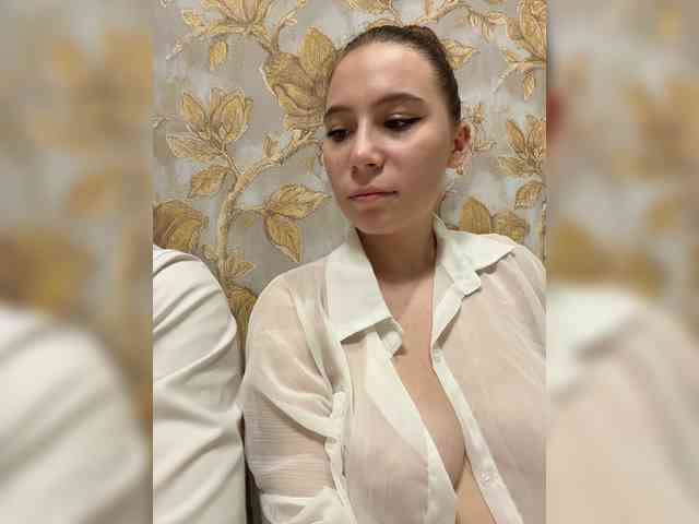 Aurora-Riders bongacams live cam model