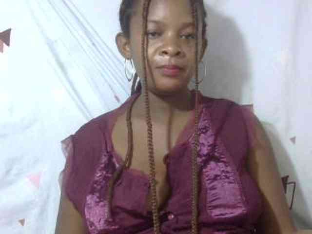 Love-Sexya bongacams live cam model