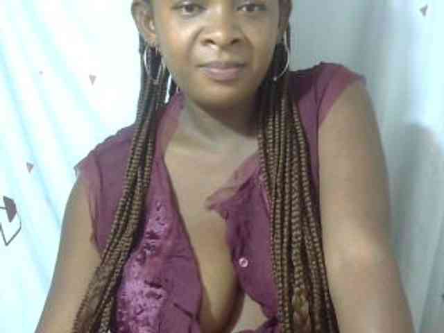 Love-Sexya bongacams live cam model