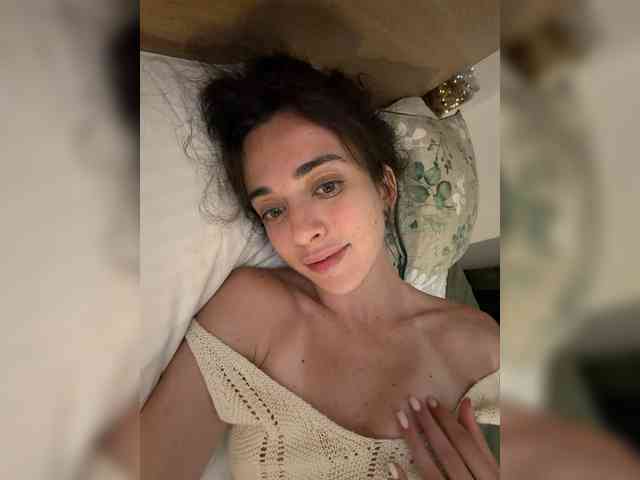 ohhangel bongacams live cam model
