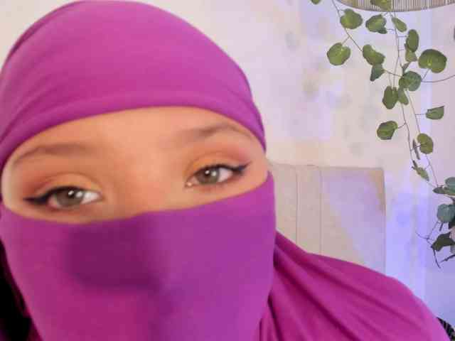 maysanoor bongacams live cam model