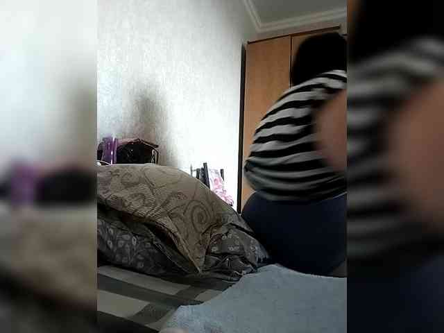 ChristianNetta bongacams live cam model