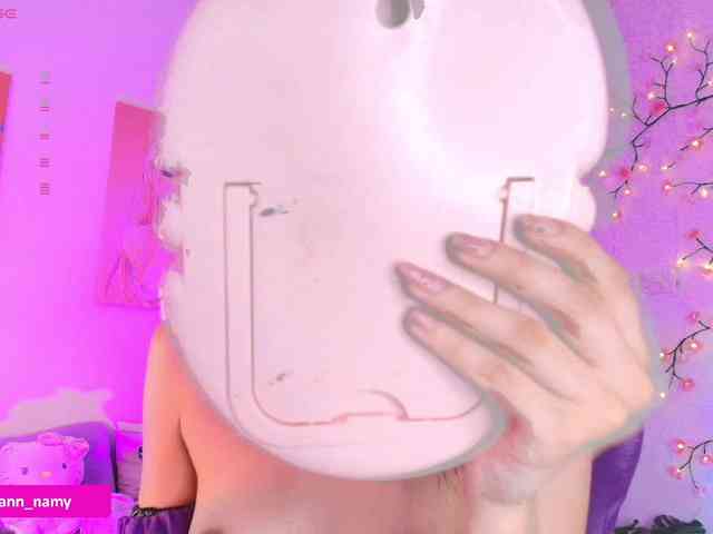 Swannamy bongacams live cam model