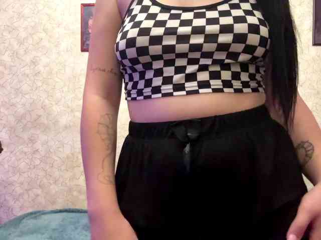 MarianaSii bongacams live cam model