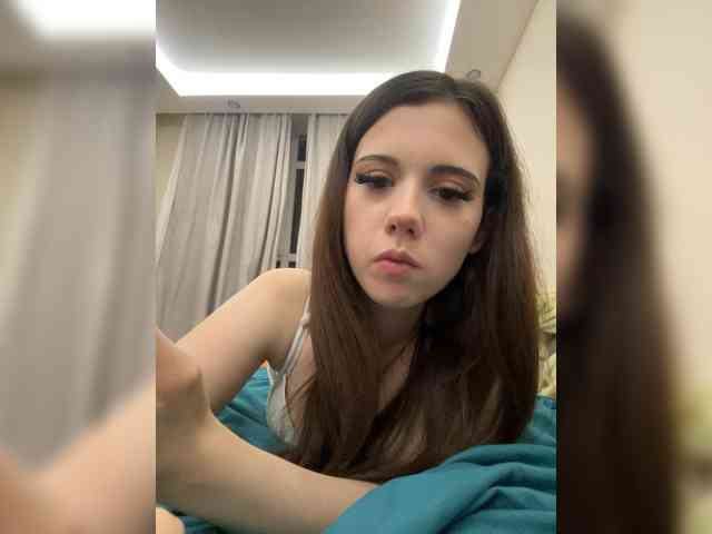 milana-stars bongacams live cam model