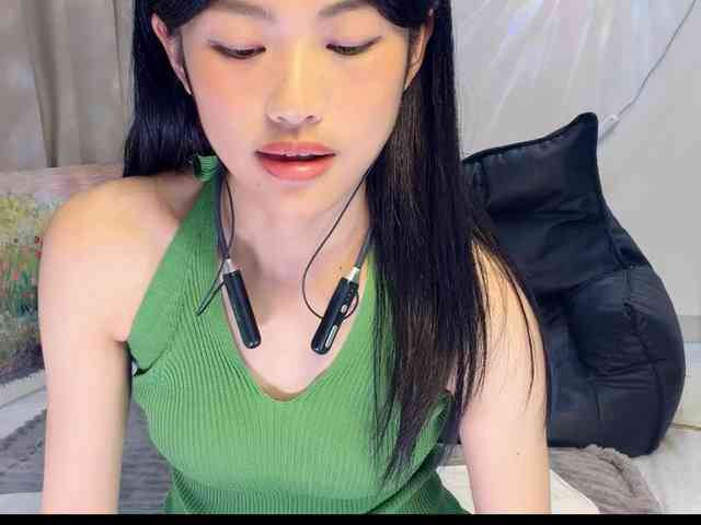 Tammy77 bongacams live cam model
