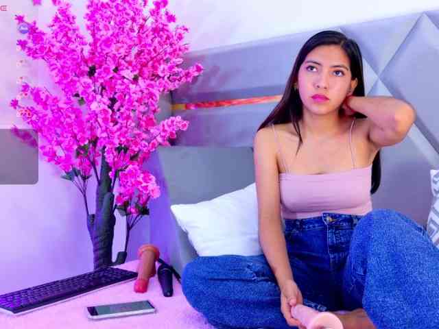 BryanaReal bongacams live cam model