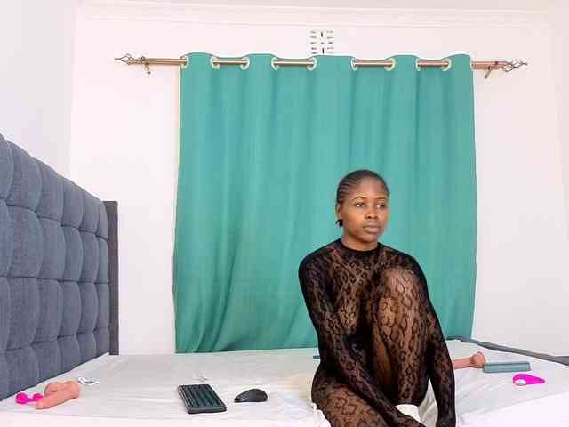 Sexxxy-Love bongacams live cam model