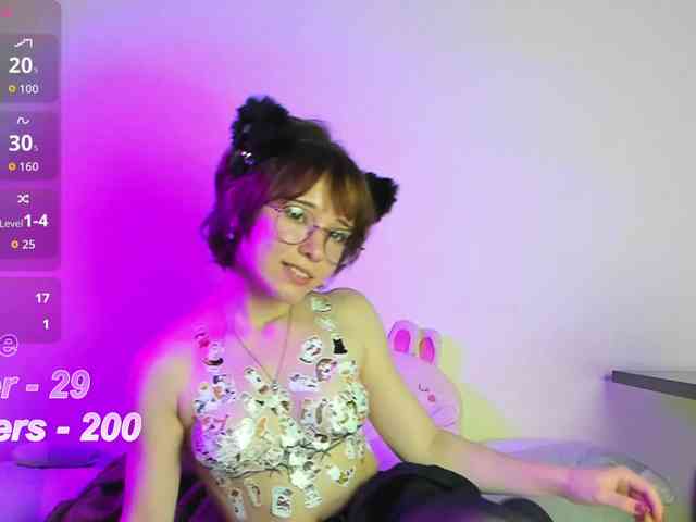 Kuromi5 bongacams live cam model