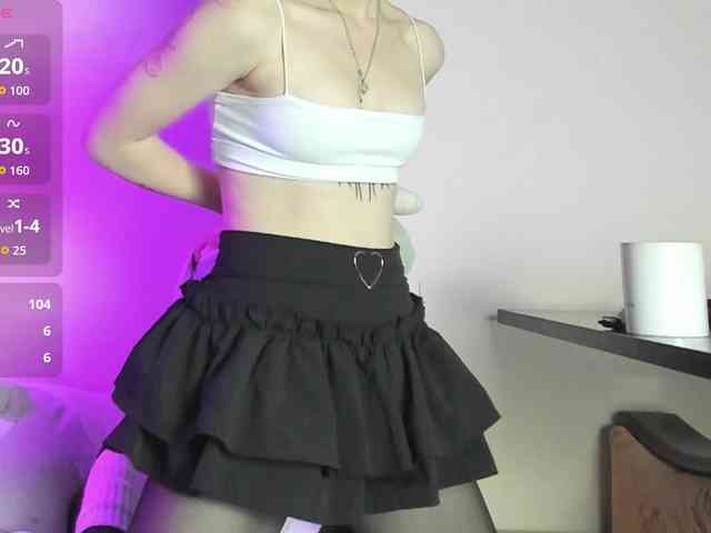Kuromi5 bongacams live cam model