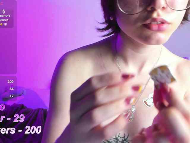 Kuromi5 bongacams live cam model