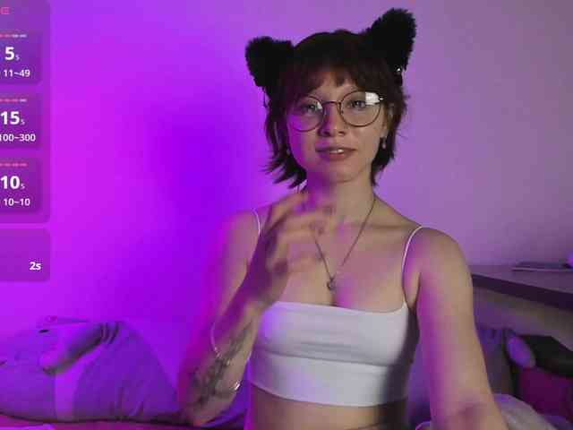 Kuromi5 bongacams live cam model
