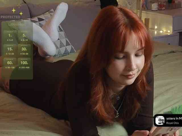 LisLy bongacams live cam model