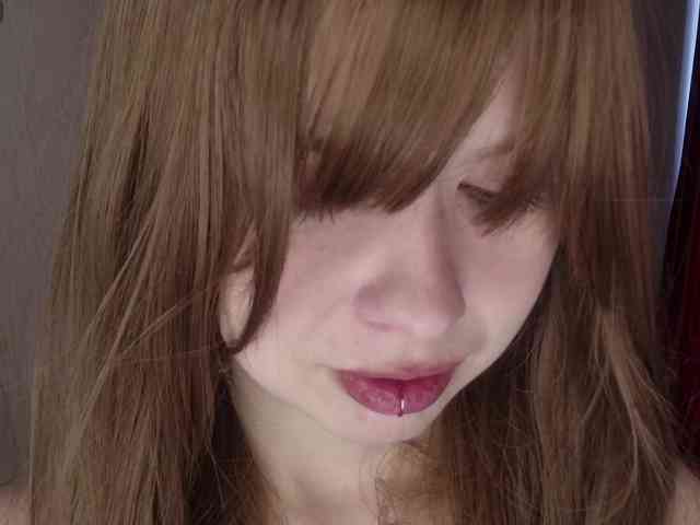 ZinaSteff bongacams live cam model