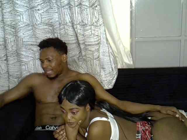 PixelPop bongacams live cam model