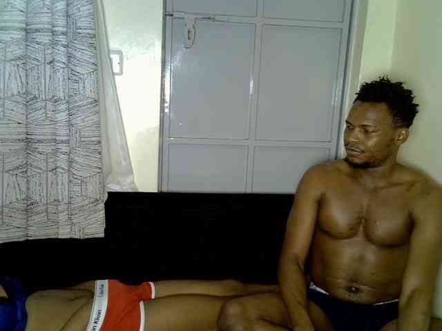PixelPop bongacams live cam model