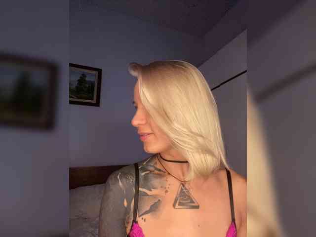 Bubaleh777 bongacams live cam model