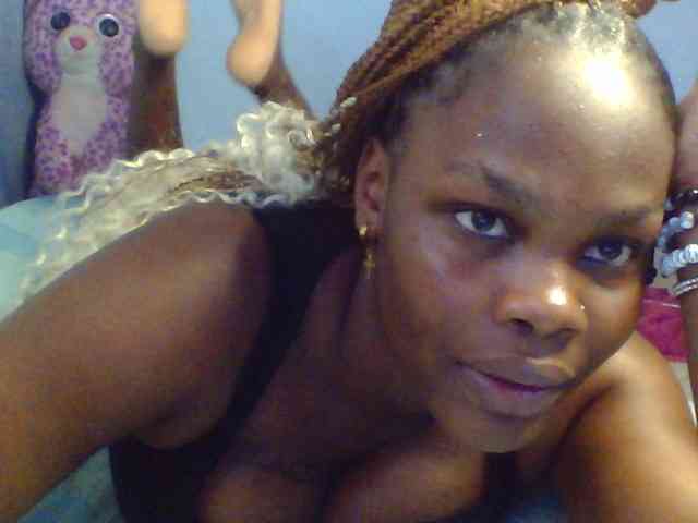 Claude254 bongacams live cam model