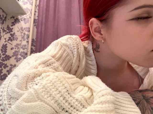 ClaudieOsbeck bongacams live cam model