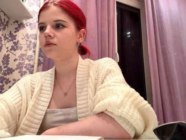 ClaudieOsbeck bongacams live cam model