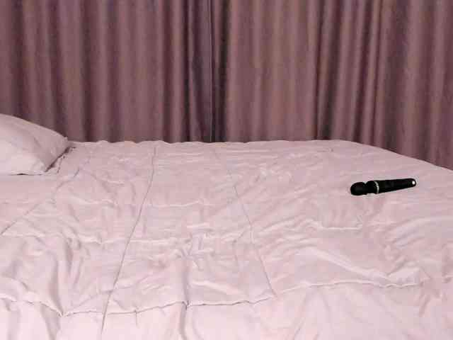 CharmJessi bongacams live cam model