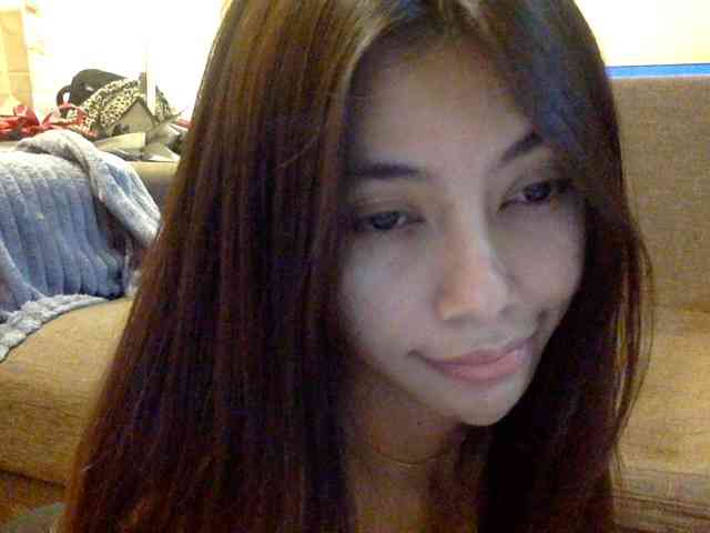 Flowgirll bongacams live cam model