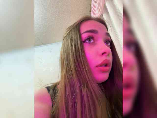 kamilik bongacams live cam model